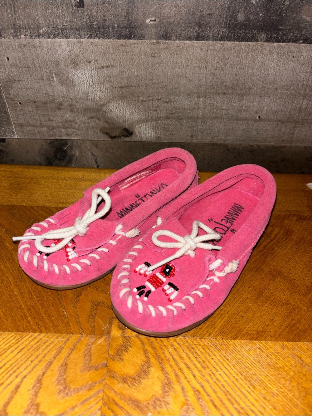 Minnetonka Pink Beaded Kids Moccasins with White Lacing